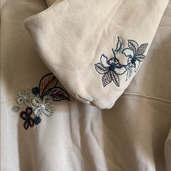 Abercrombie and Fitch Embroidered Women's Hoodie - Cream size Small - Picture 6 of 7